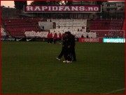 <<->> APASA pentru FOTO la dimensiunea mare <<->> <<->> 2006.10.01 Dinamo-RAPID (107)
